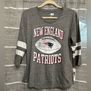 New Women’s NFL New England Patriots Long Sleeve Gray Tee